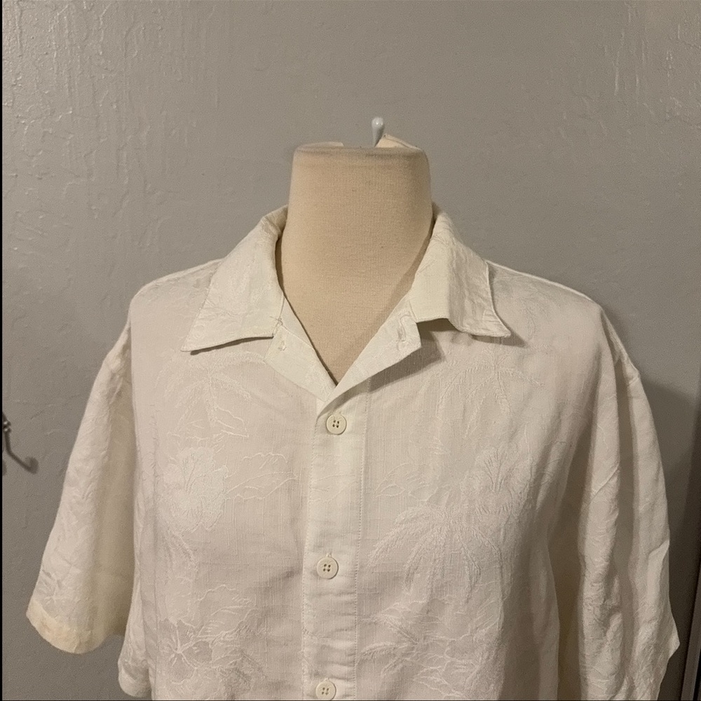 Mens White Button Up with Beach Pattern - Picture 2 of 9